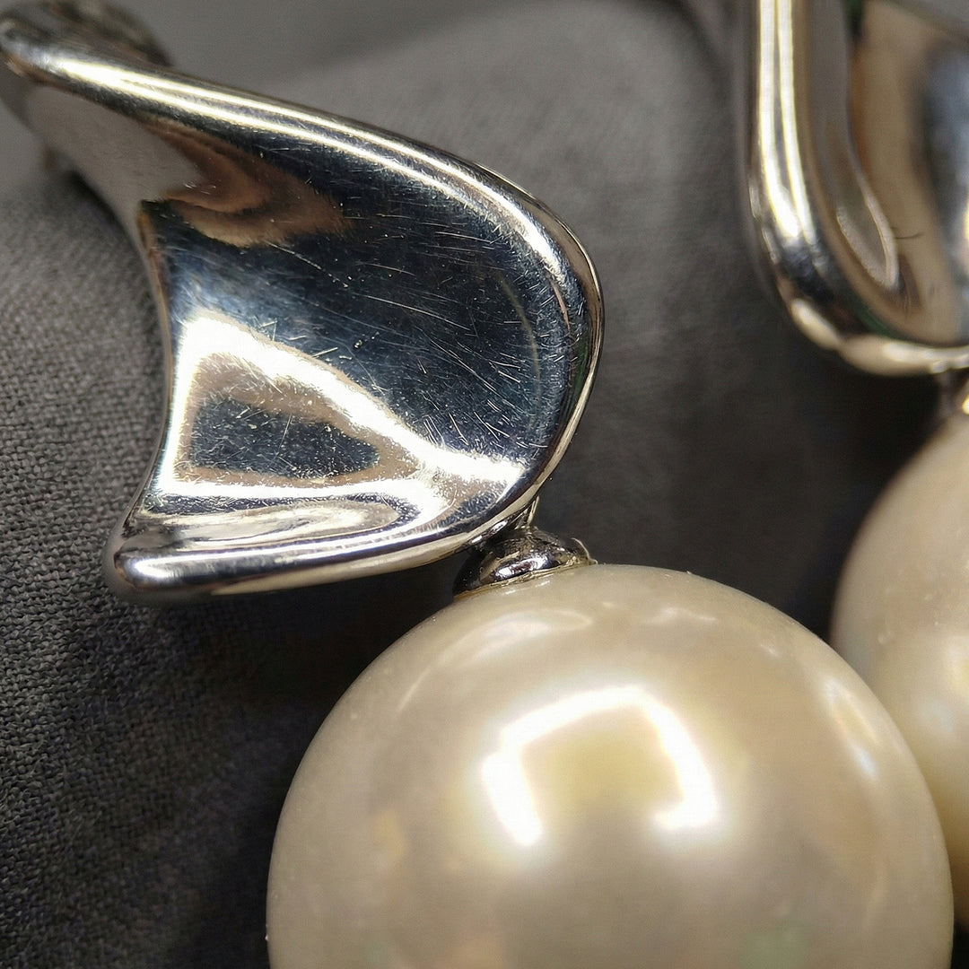 Silver Pearl Earrings