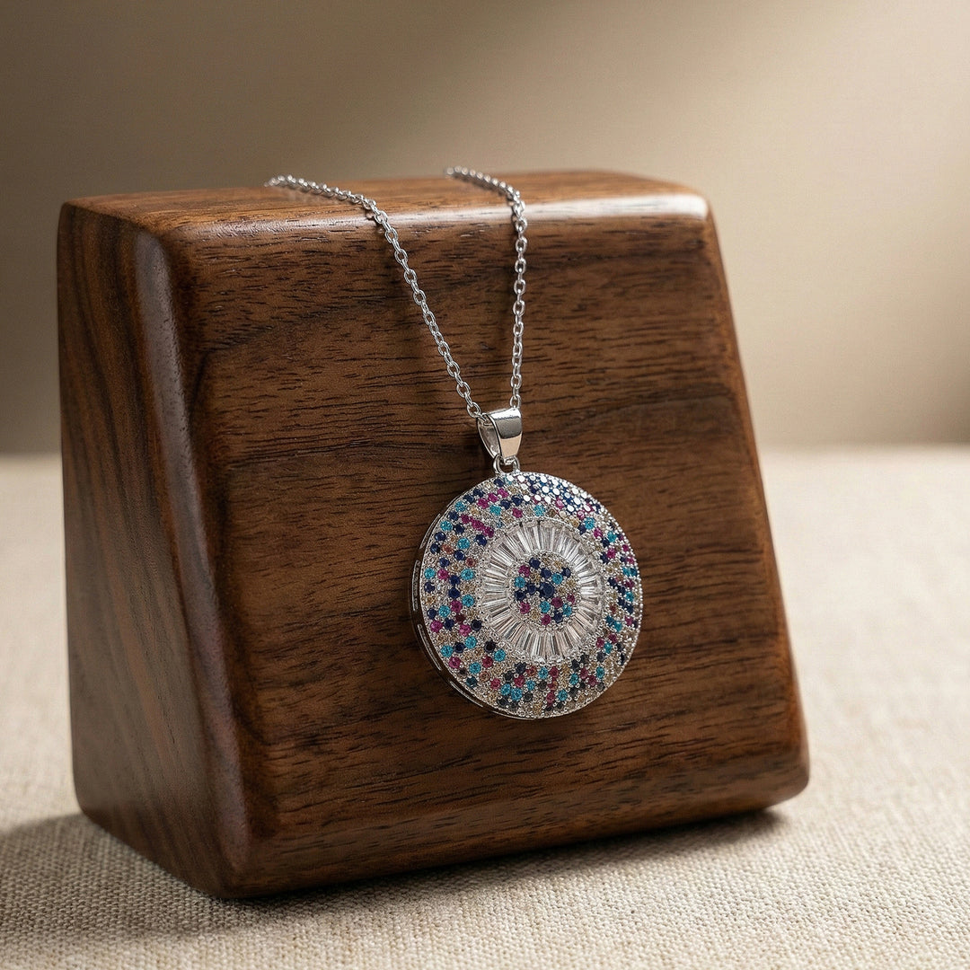 Multicolor Round Chain Pendant