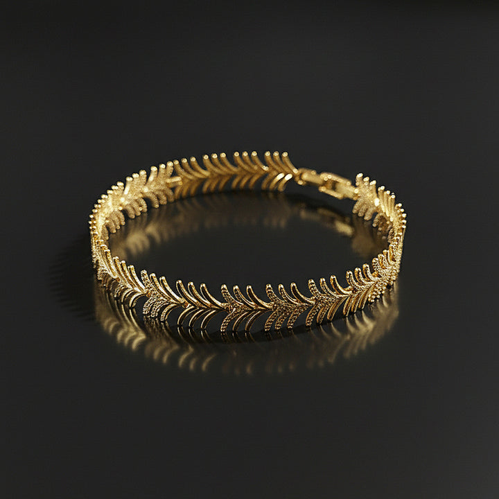 Leaf Design Bracelet (Gold Tone)