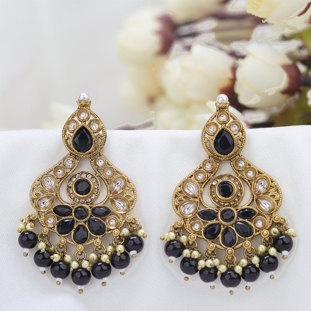 Short Brass Earring P4497