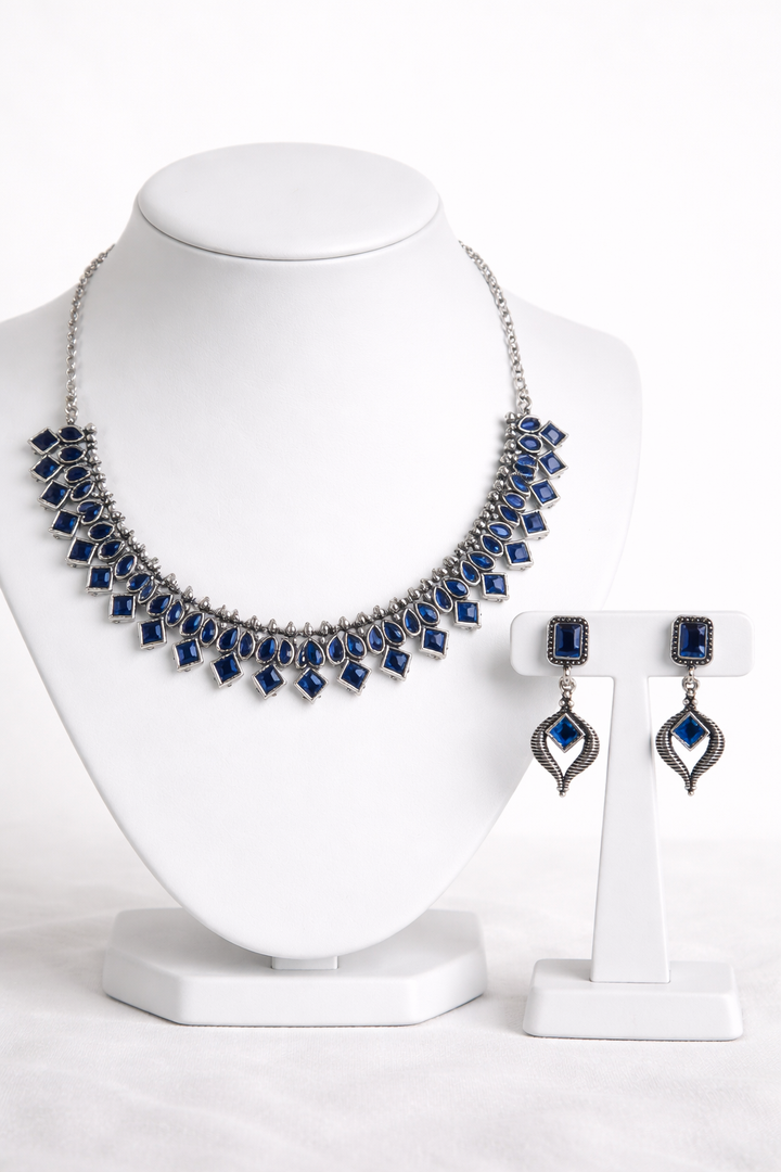 Stylish Stone Necklace Set