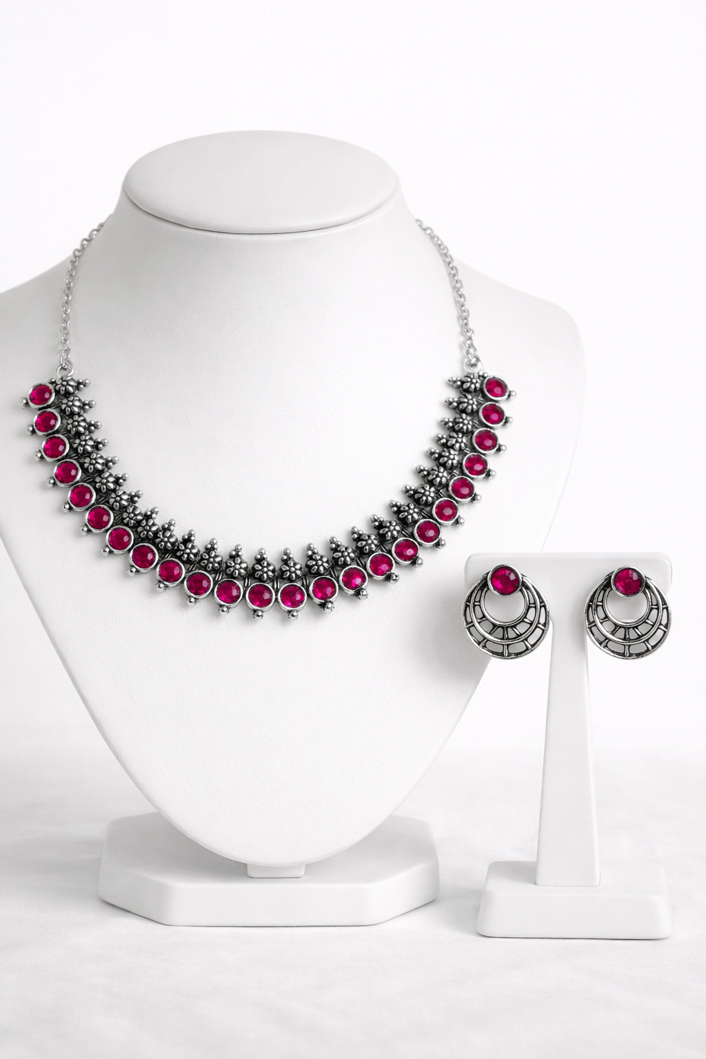 Round Stone Necklace Set