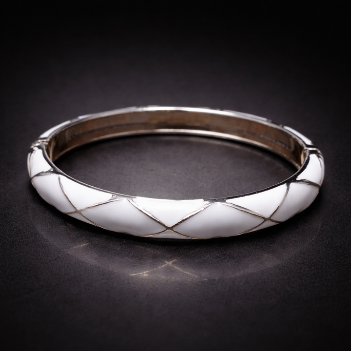 Classic Meena Kada