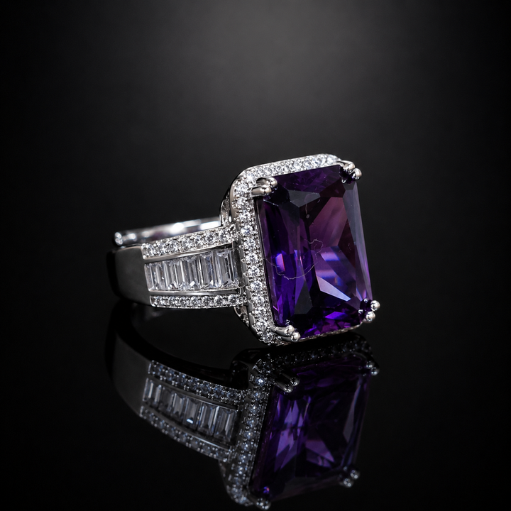 Emerald Majesty Cocktail Rings