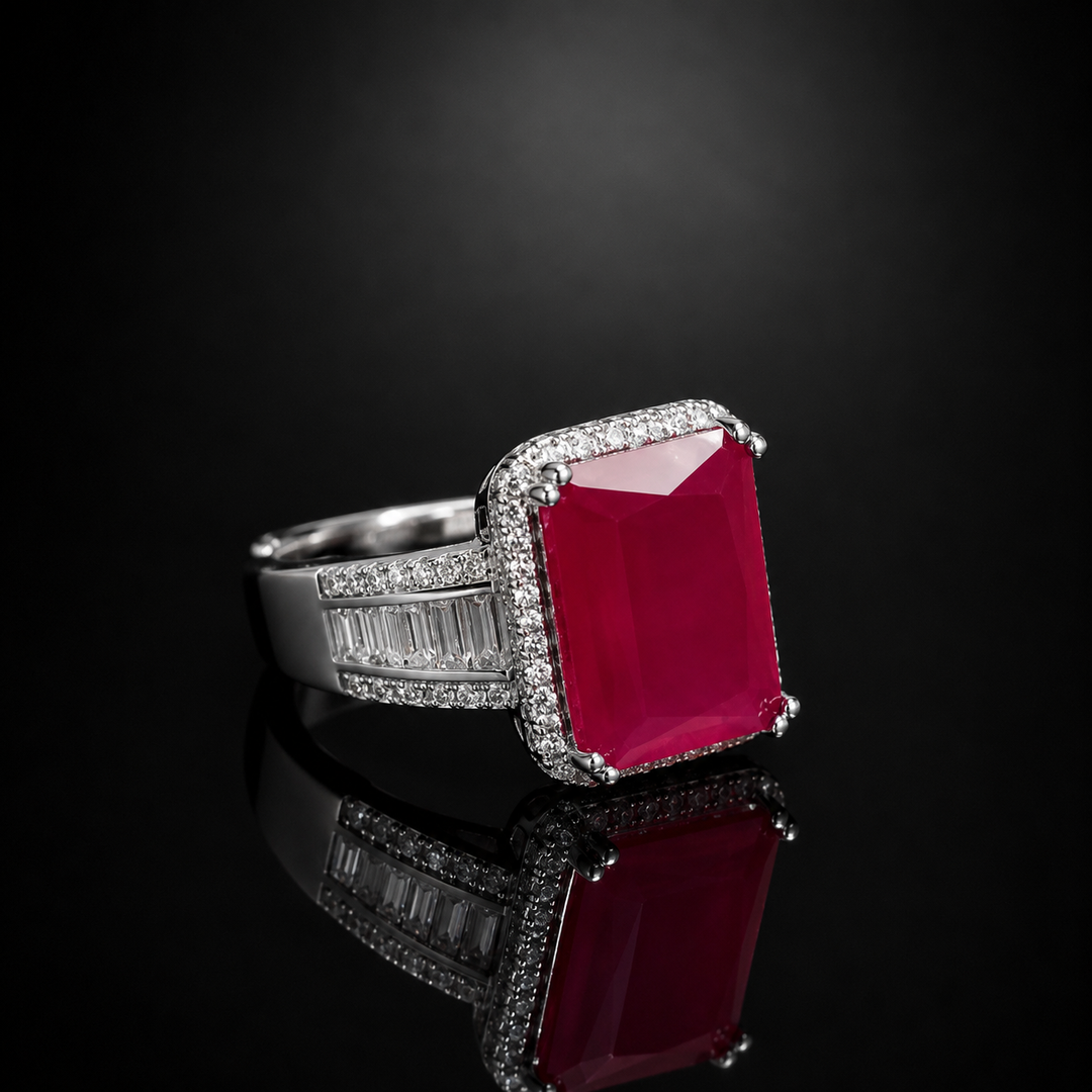 Emerald Majesty Cocktail Rings