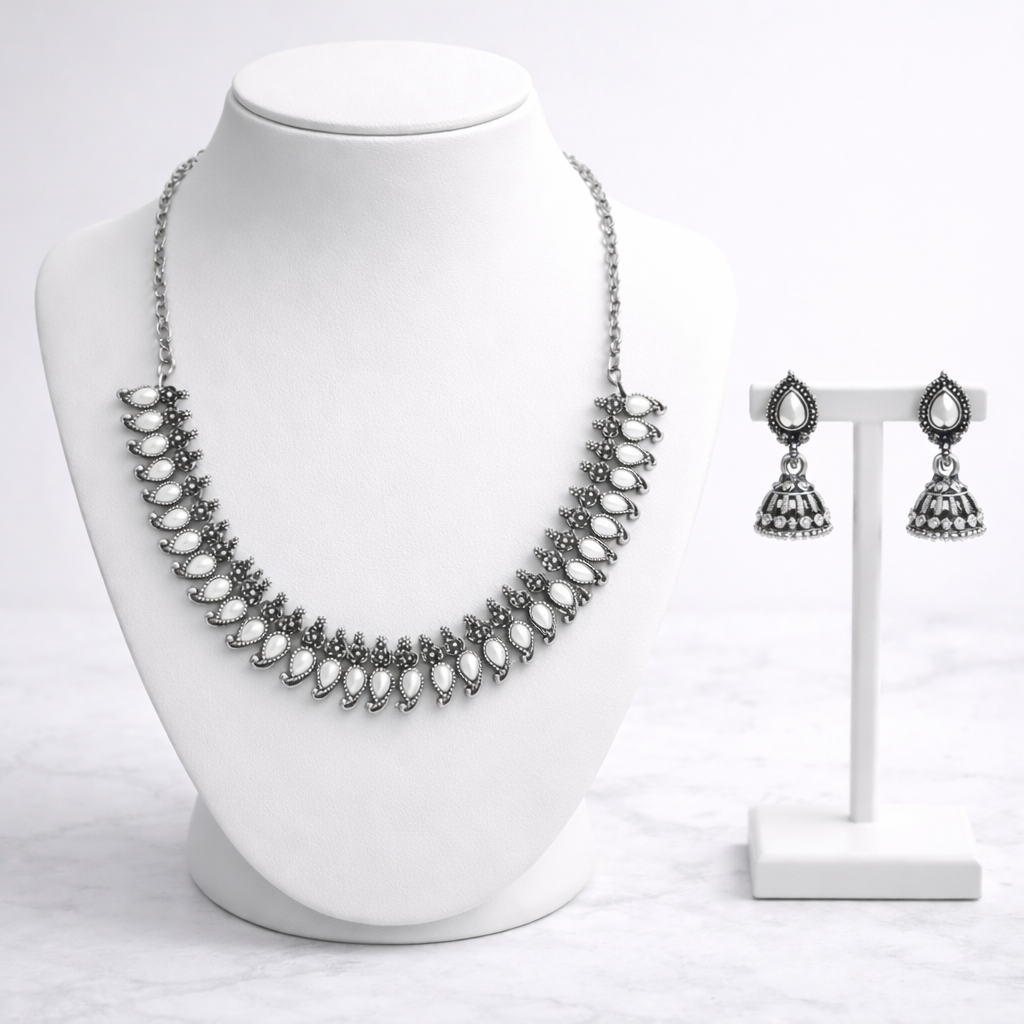 Ethnic Stone Necklace Set