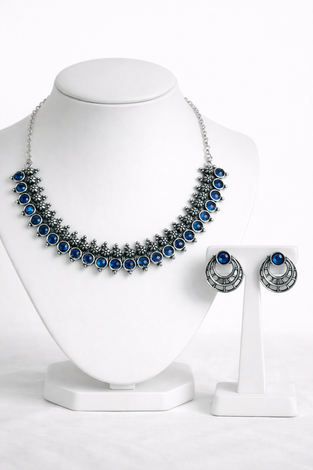 Round Stone Necklace Set
