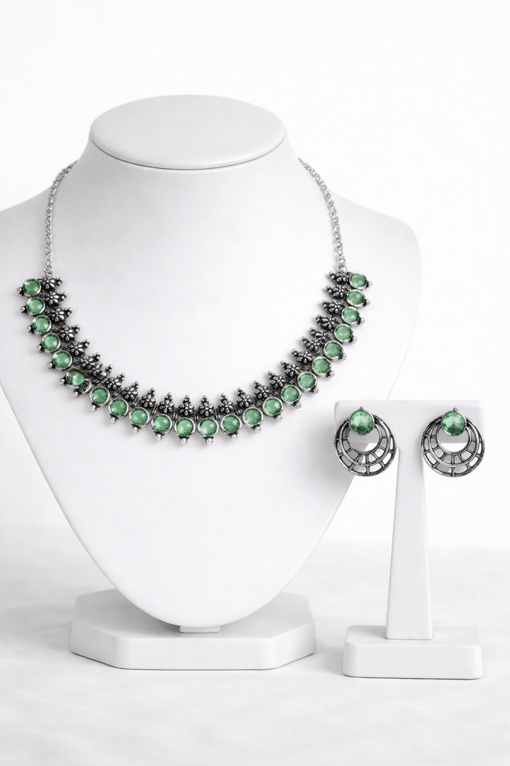 Round Stone Necklace Set