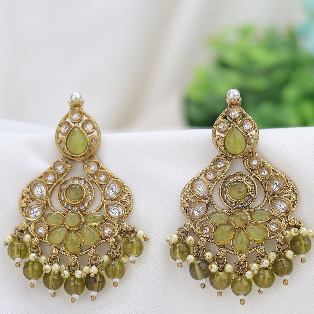 Short Brass Earring P4497